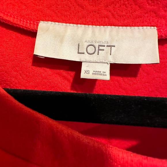 LOFT Quilted Top - Picture 6 of 7